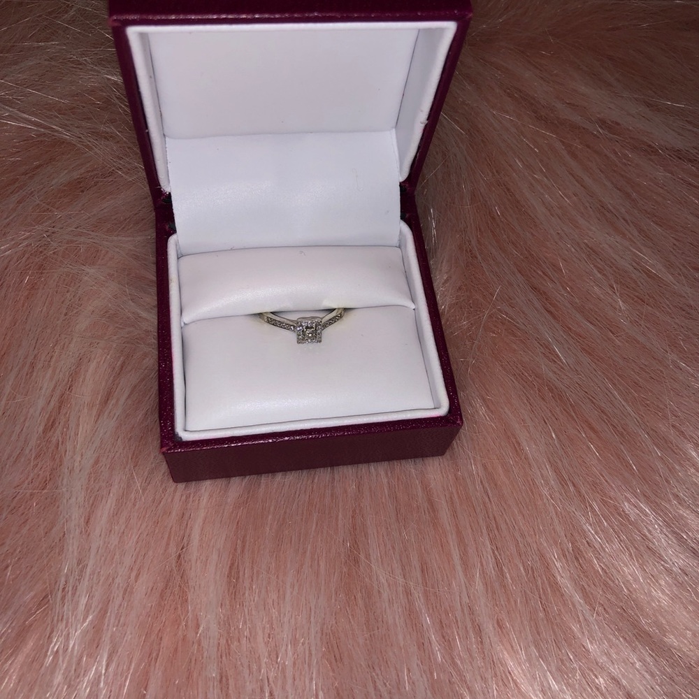 Promise ring